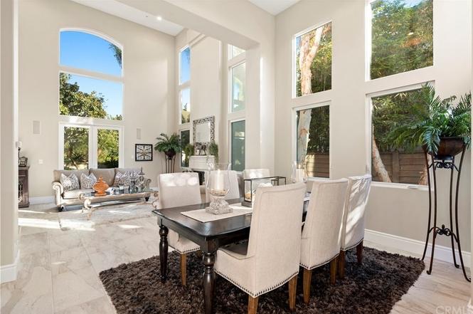 Elegant Dining Room