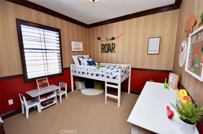 Children's room staging